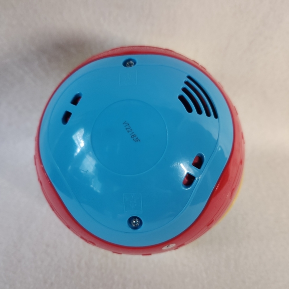 VTech Wiggle And Crawl Interactive Ball - Picture 5 of 7